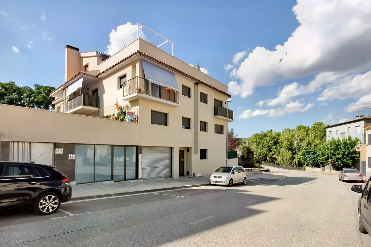 Vista exterior de Garaje en venta en Torrelavit