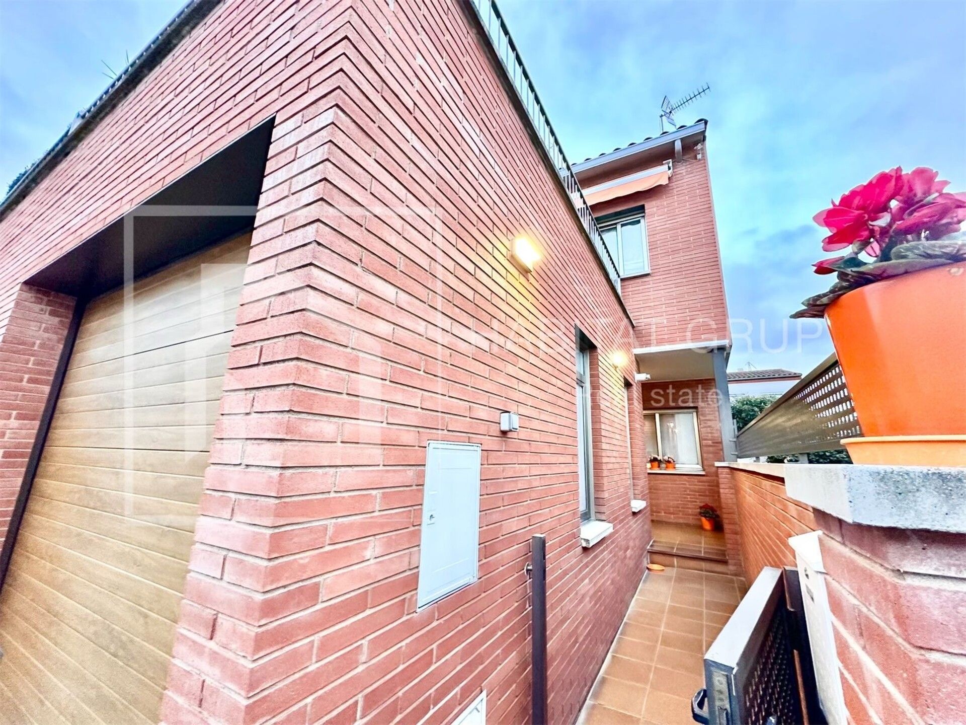 Vista exterior de Casa o xalet en venda en Vilablareix amb Calefacció