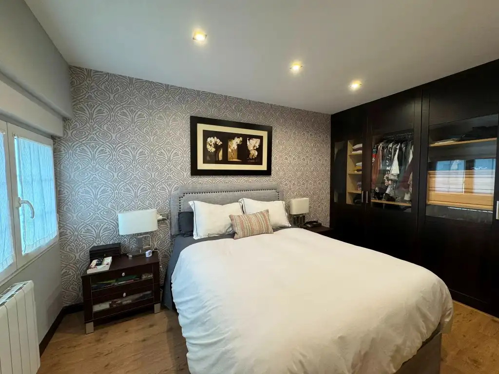 Habitación de Piso en venta en Gijón  con Calefacción, Parquet y Horno