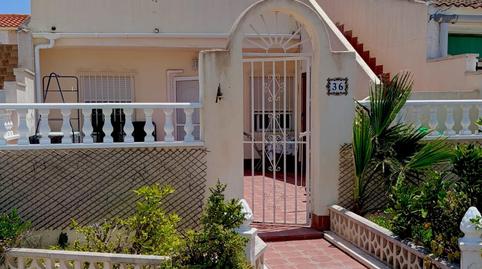 Foto 2 de Casa adosada en venda a Calle Rubi, Zona Carrefour - Urbanizaciones, Alicante