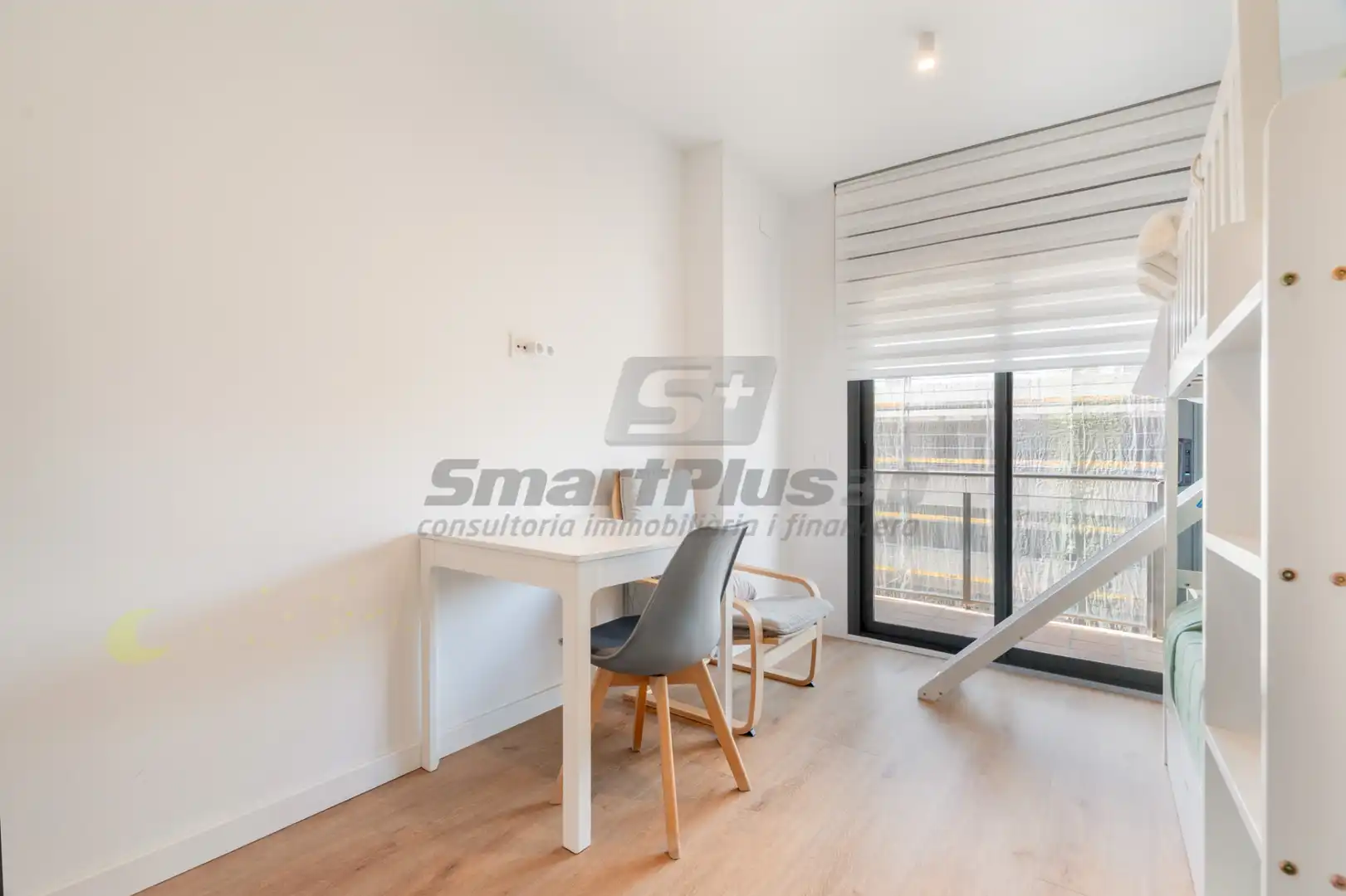 Habitación de Ático en venta en Barcelona con Aire acondicionado, Calefacción y Parquet