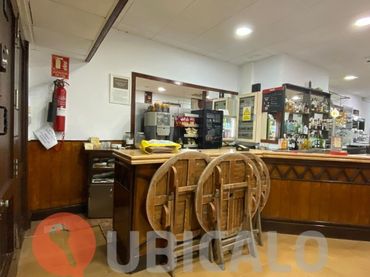 Local comercial en venda a Calle San Agustín 12