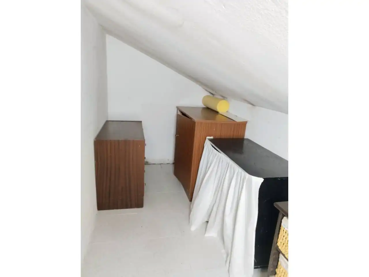 Dormitori de Casa o xalet en venda en Villariezo amb Calefacció, Jardí privat i Parquet