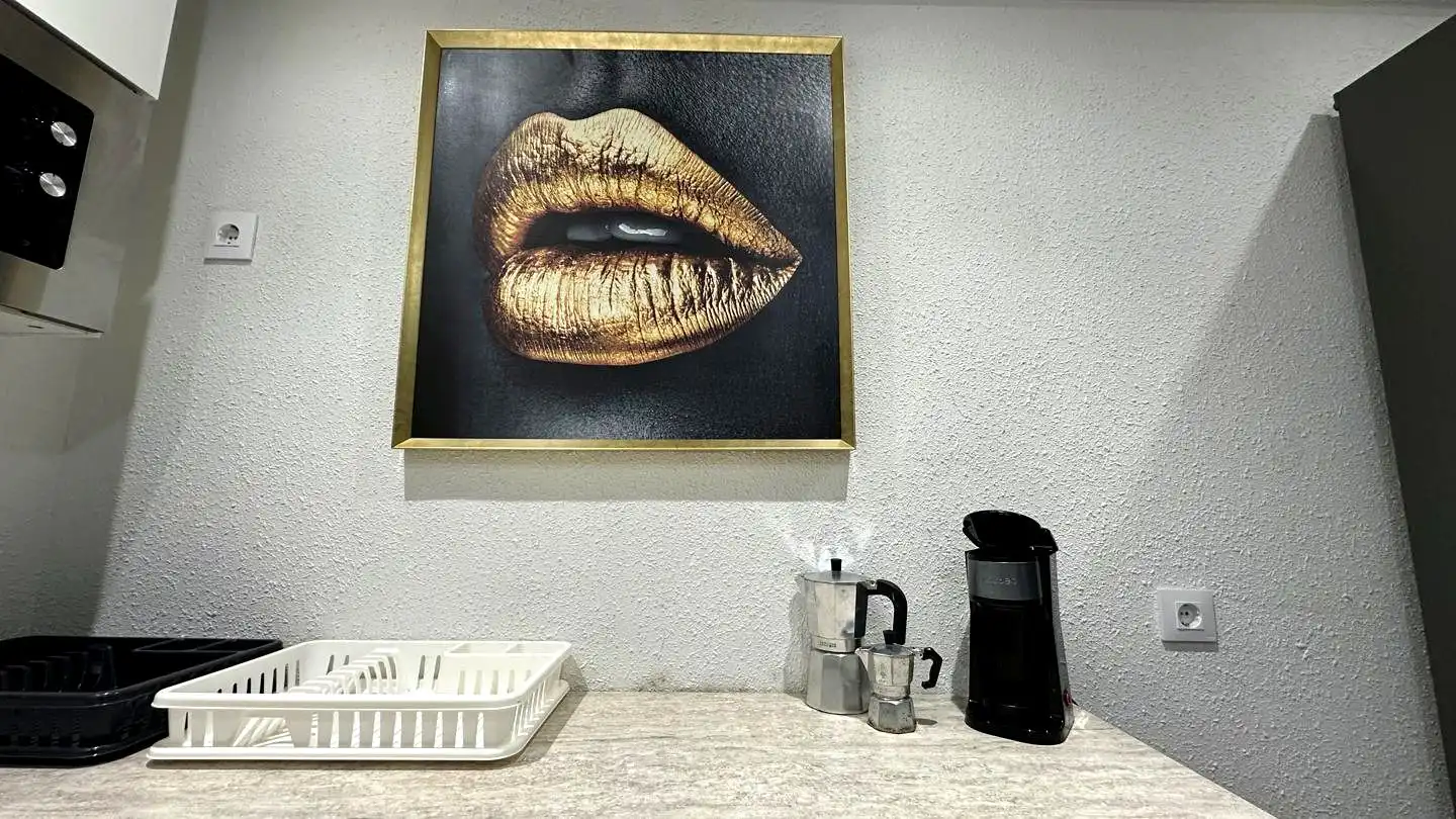 Room in Calle del Panizo, Berruguete