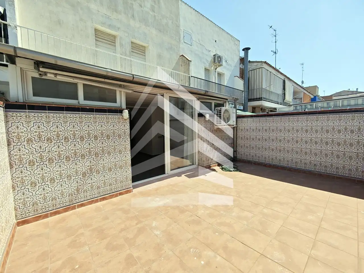 Vista exterior de Casa adosada en venda en Lleida amb Aire condicionat, Calefacció i Parquet