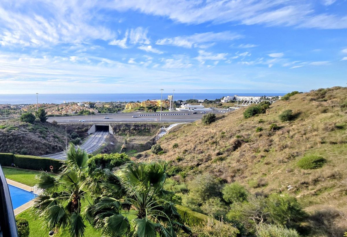 Exterior view of Apartment for sale in Mijas  with Terrace, Swimming Pool and Community pool