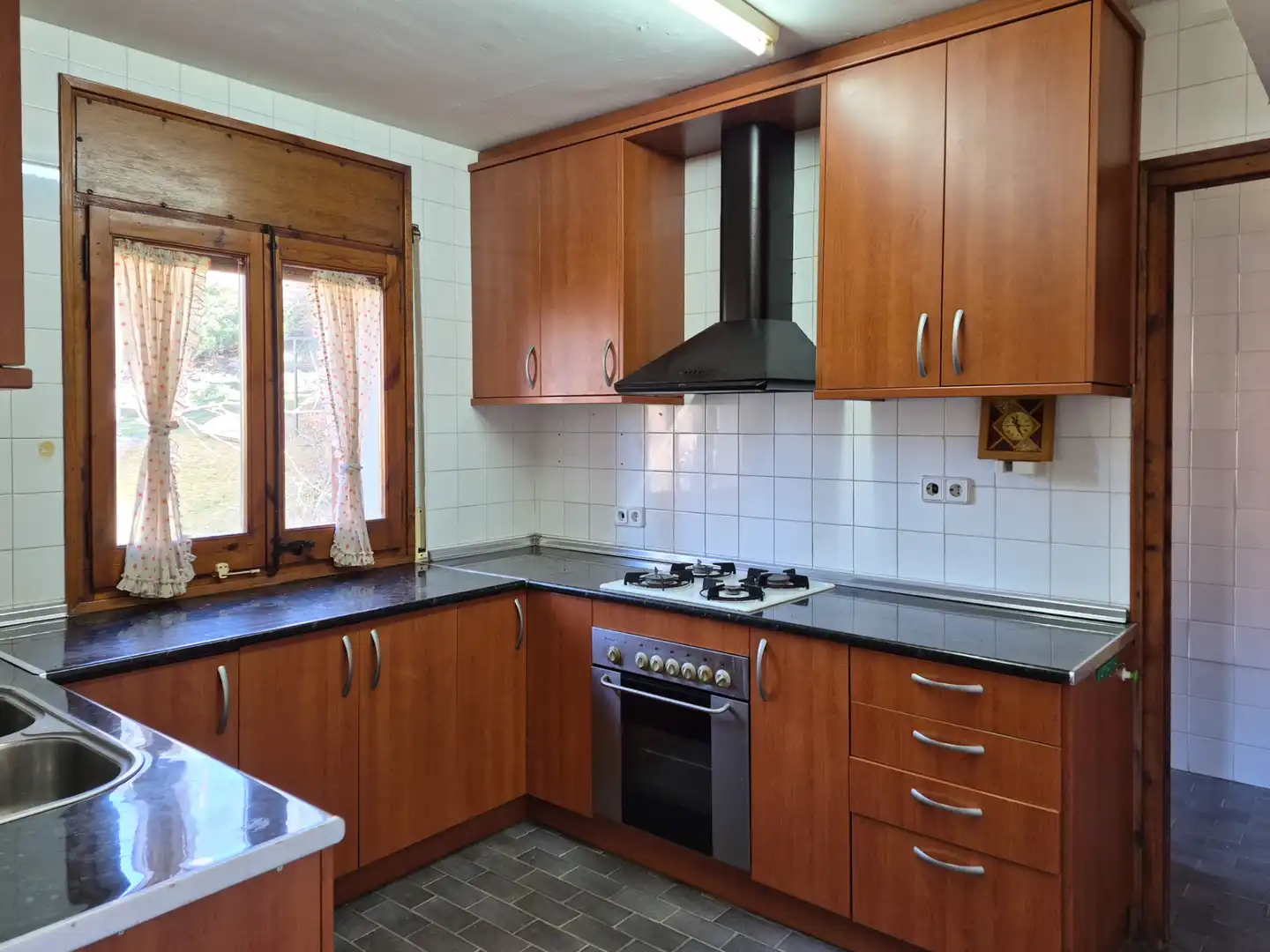 Cuina de Finca rústica en venda en Campelles amb Calefacció, Jardí privat i Parquet