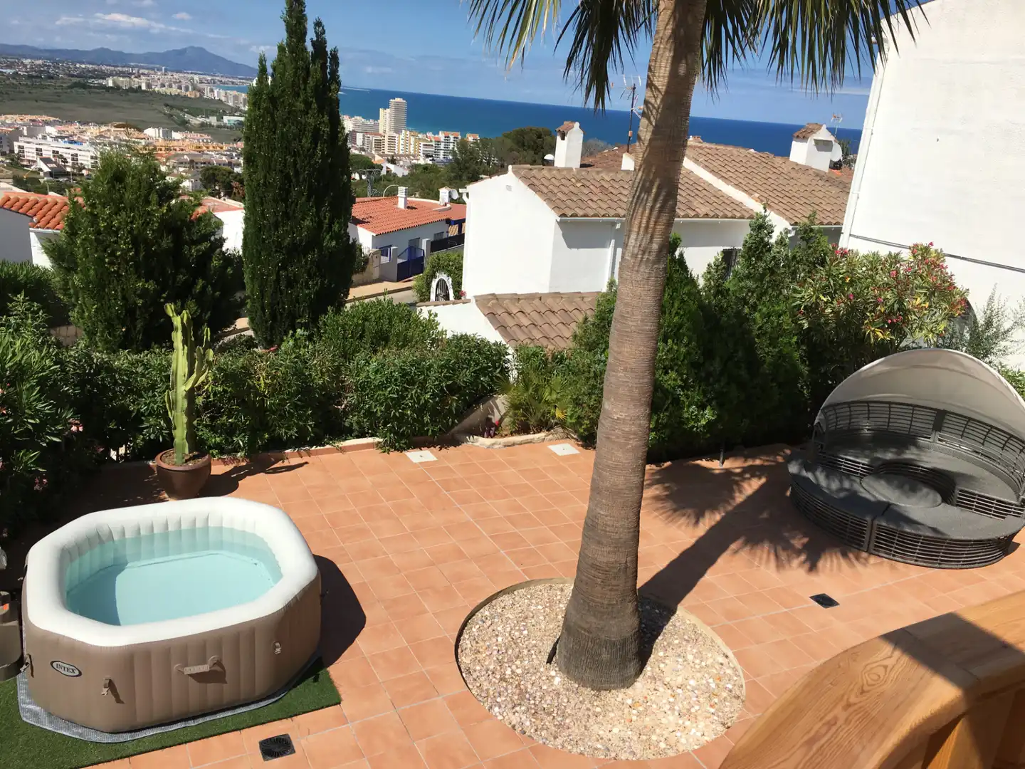 Villa mit Garten zum Verkauf in Carrer de ľUruguai, imagen 3