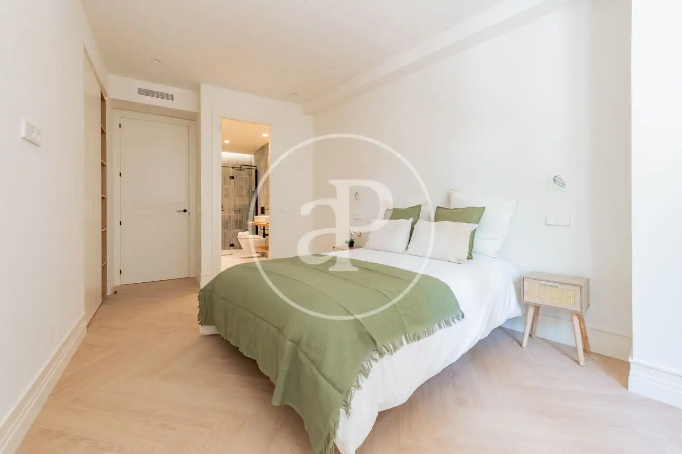 Habitación de Piso en venta en Madrid con Aire acondicionado, Calefacción y Terraza