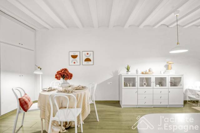 Estudio en Venta en Carrer de Sant Pere Mitjà en Sant Pere, Sta. Caterina i la Ribera