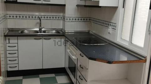 Foto 2 de Piso en venta en Calle Madrilas, El Torreón - Los Ángeles - El Pilar, Ciudad Real Capital