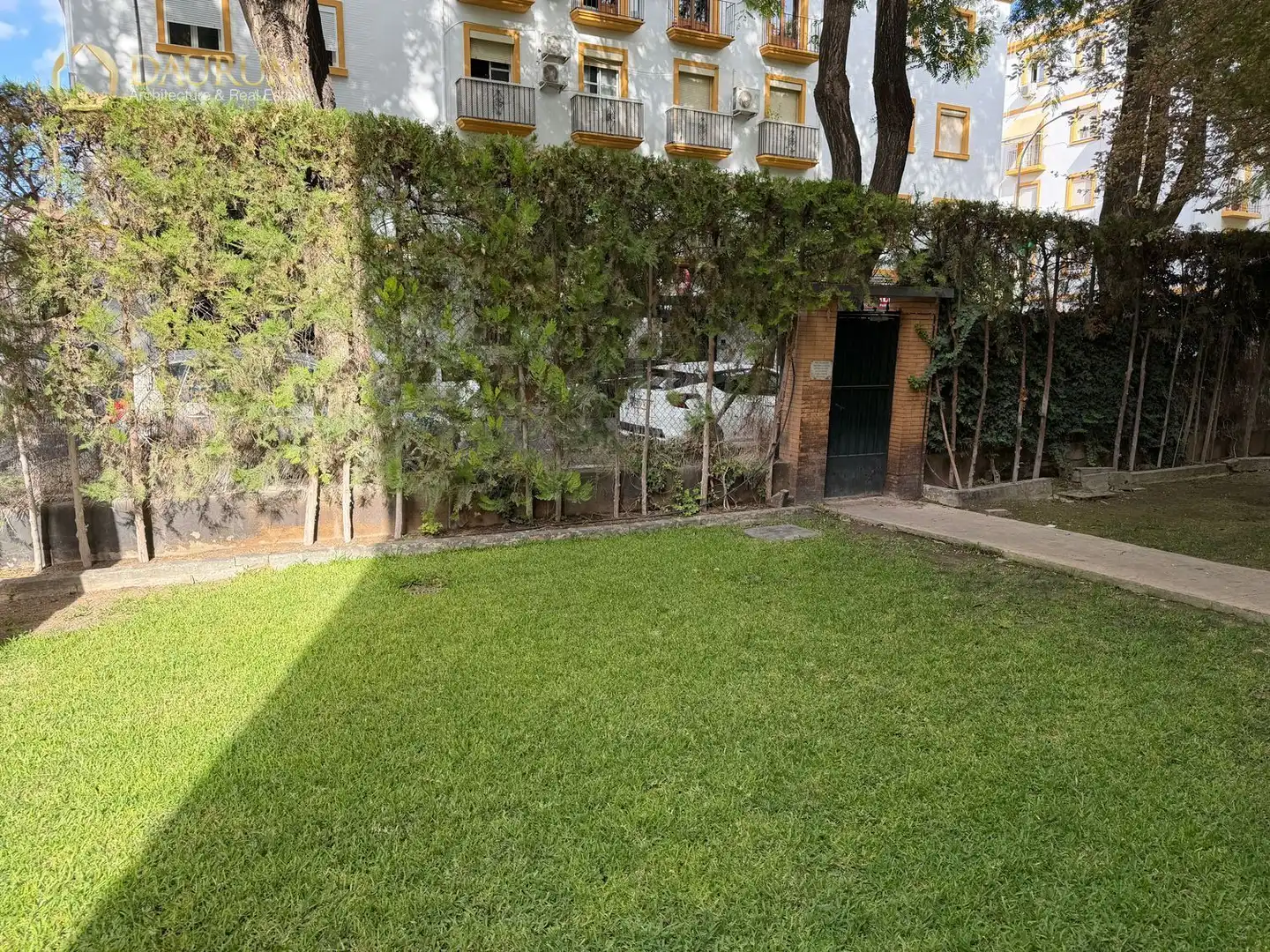 Flat with pool for sale in AVENIDA DE JEREZ, 7, imagen 2