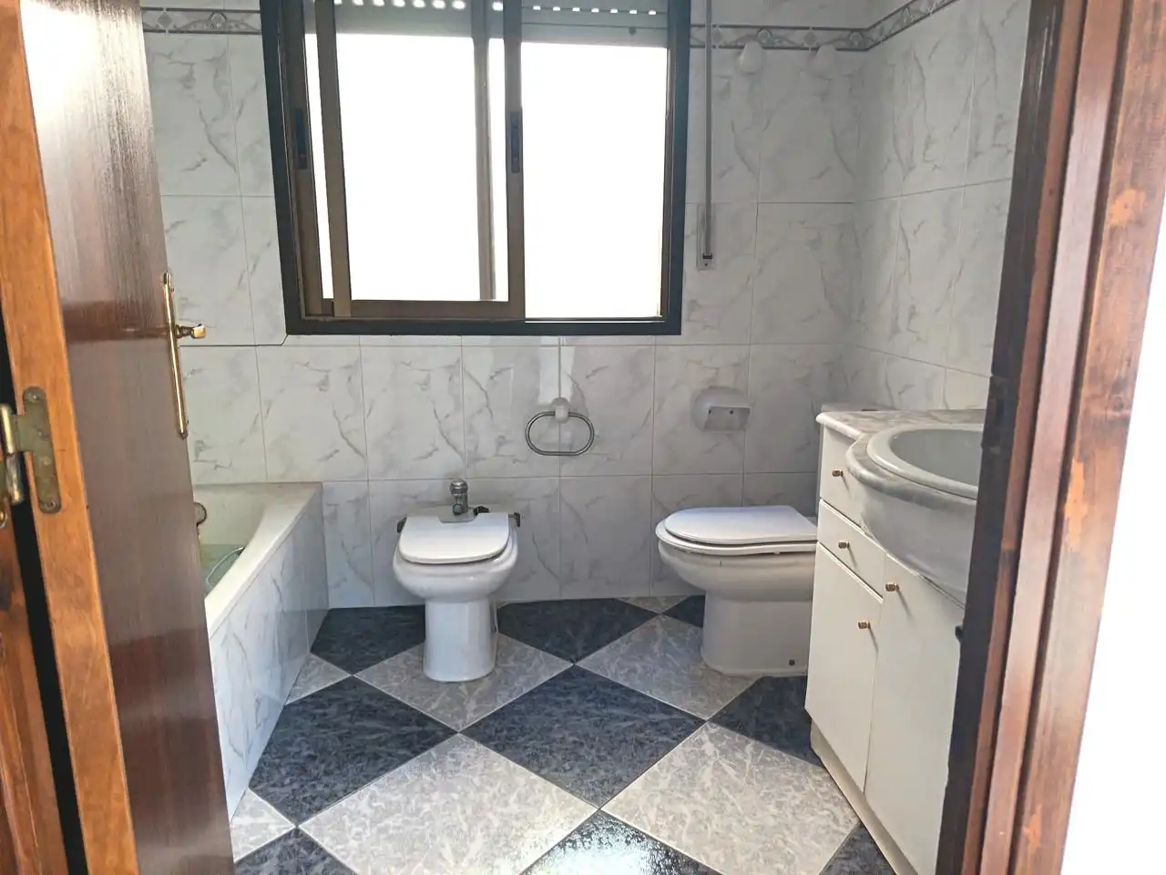 Badezimmer von Haus oder Chalet zum Verkauf in Oliva mit Terrasse und Abstellraum