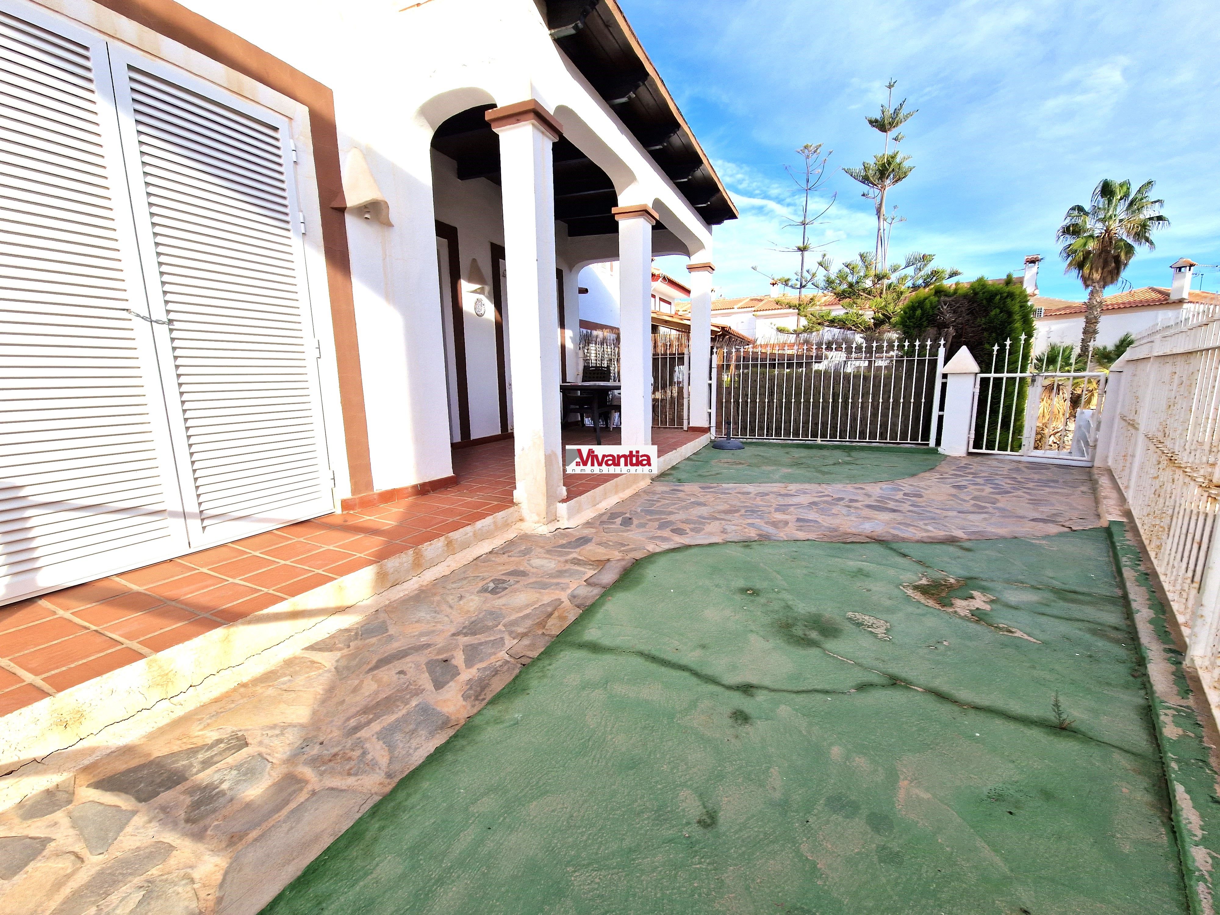 Vista exterior de Dúplex en venda en Pulpí amb Jardí privat, Terrassa i Traster