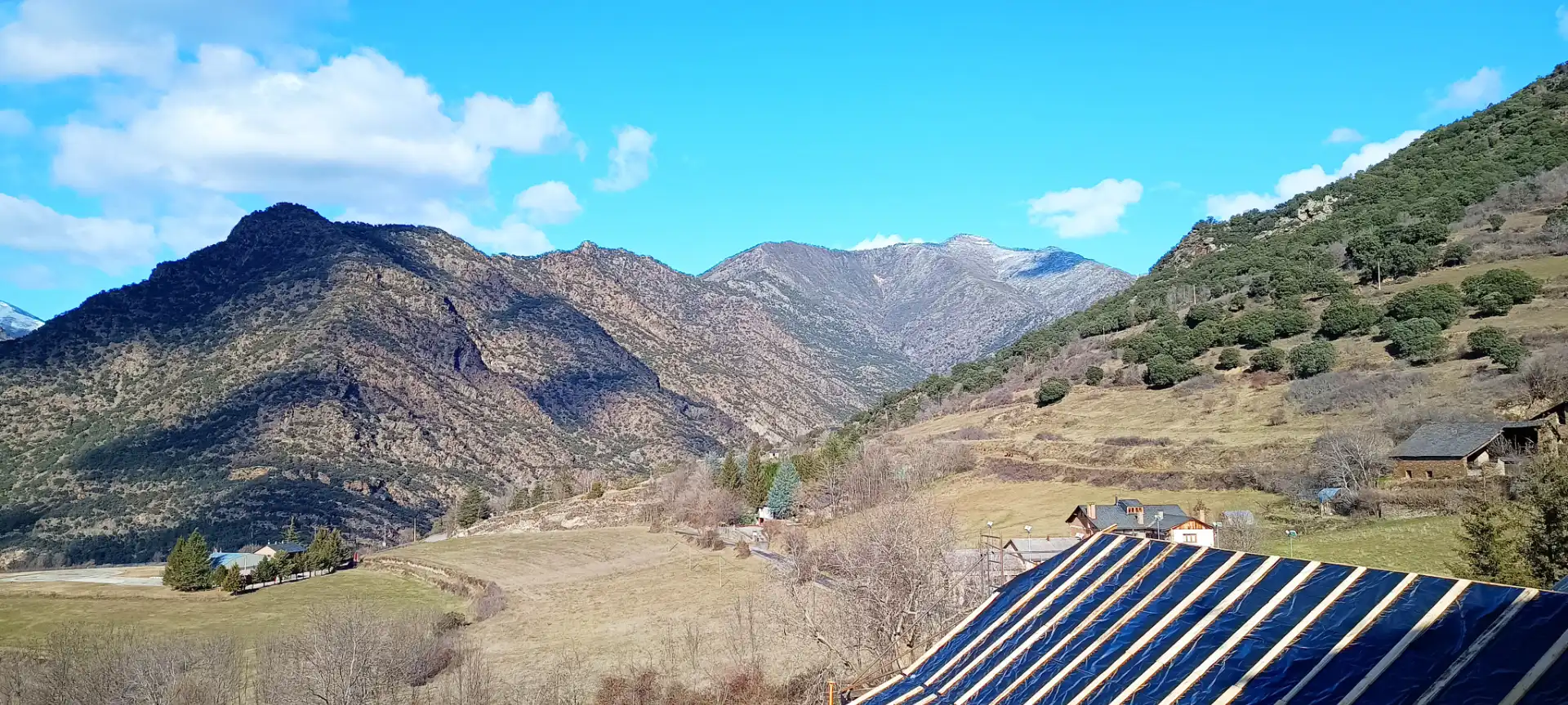 Vista exterior de Piso en venta en Tírvia con Amueblado