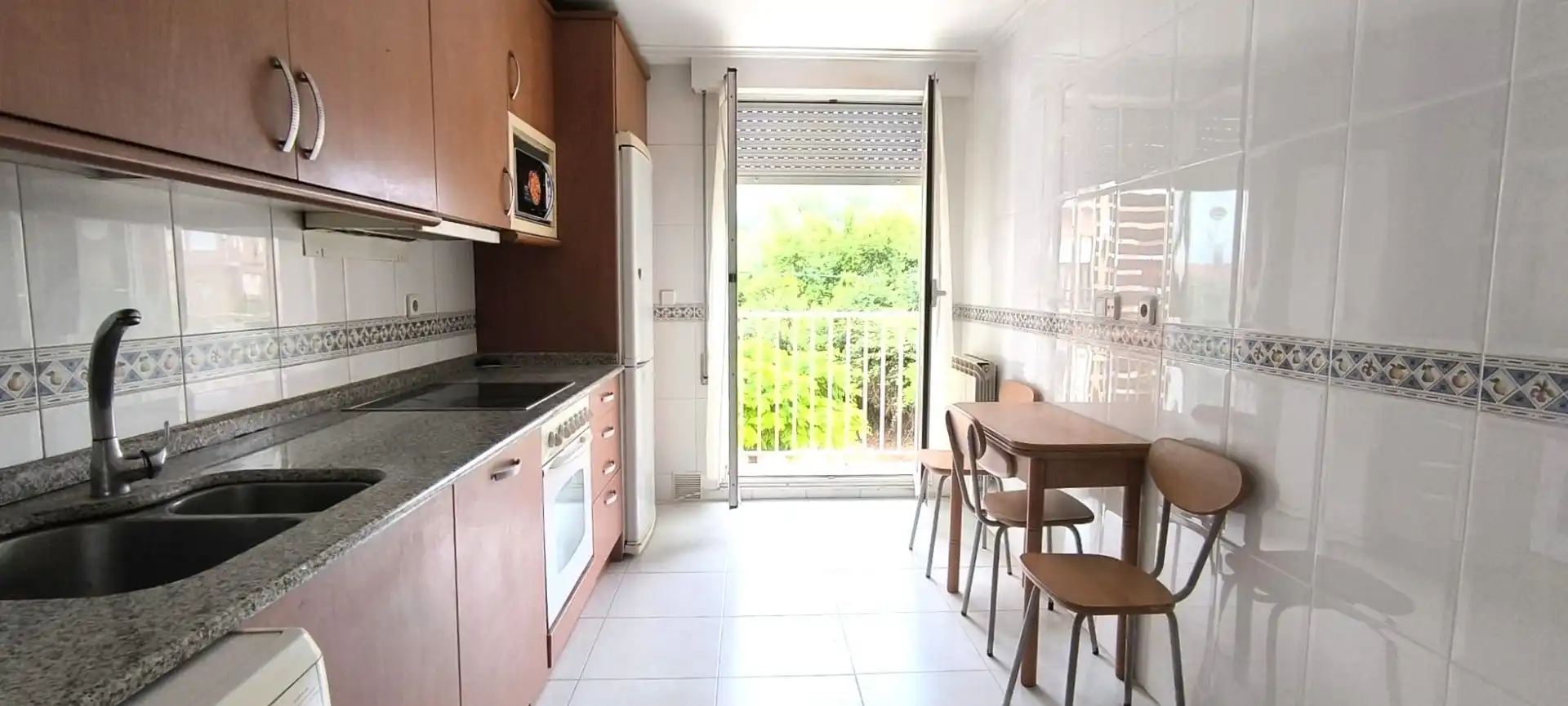 Küche von Wohnungen zum Verkauf in Alberite mit Heizung, Terrasse und Abstellraum