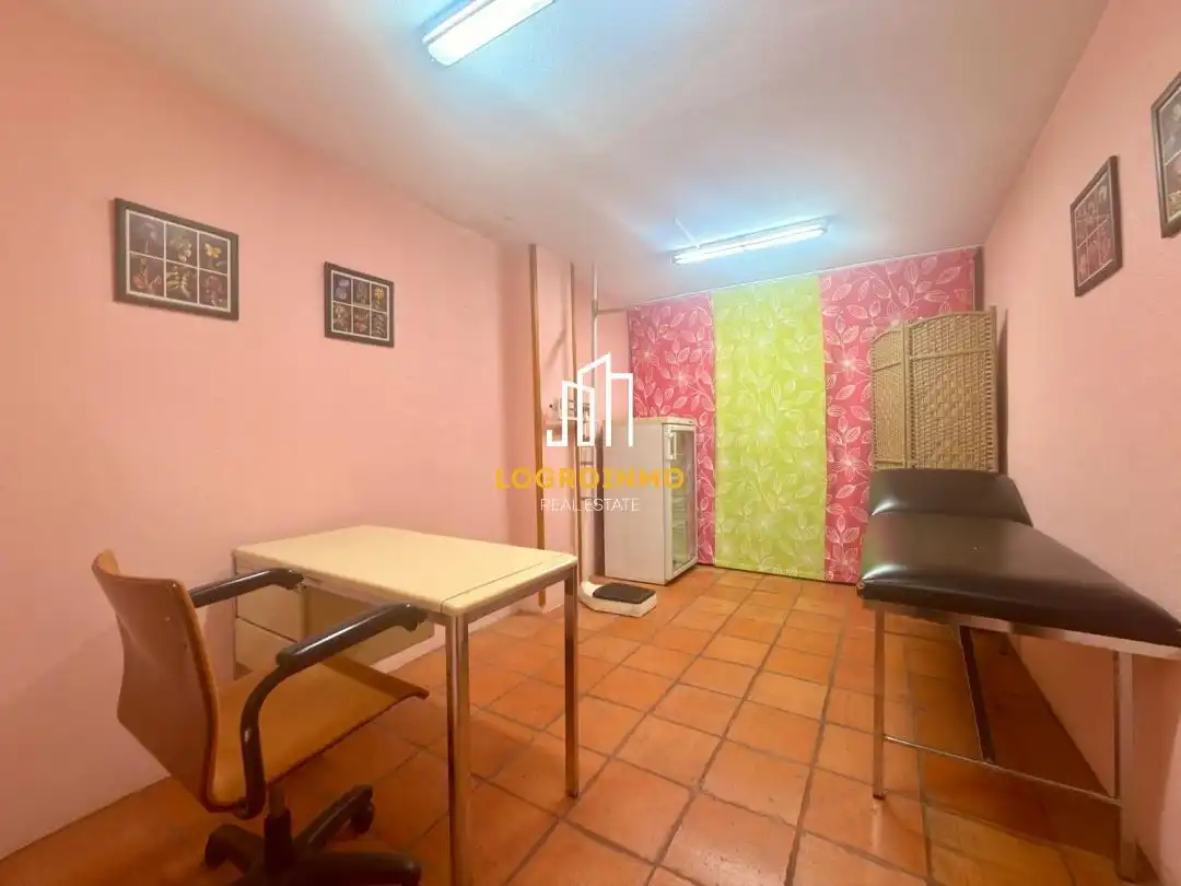 Commercial properties for sale in  Logroño  with Furnished