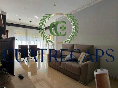 Living room of Flat for sale in  Barcelona Capital  with Air Conditioner, Heating and Furnished