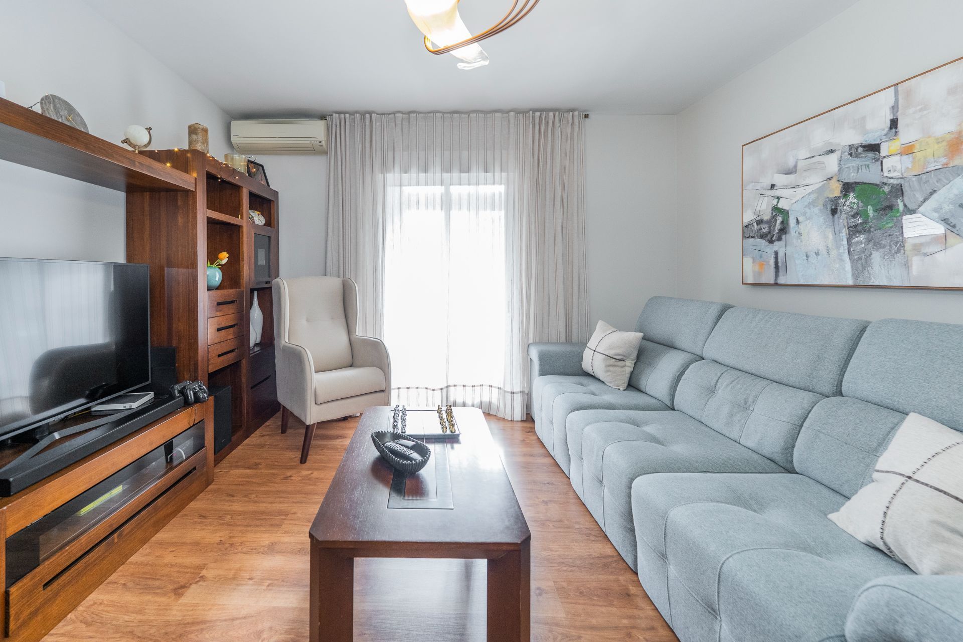 Living room of Flat for sale in  Madrid Capital  with Air Conditioner, Heating and Terrace