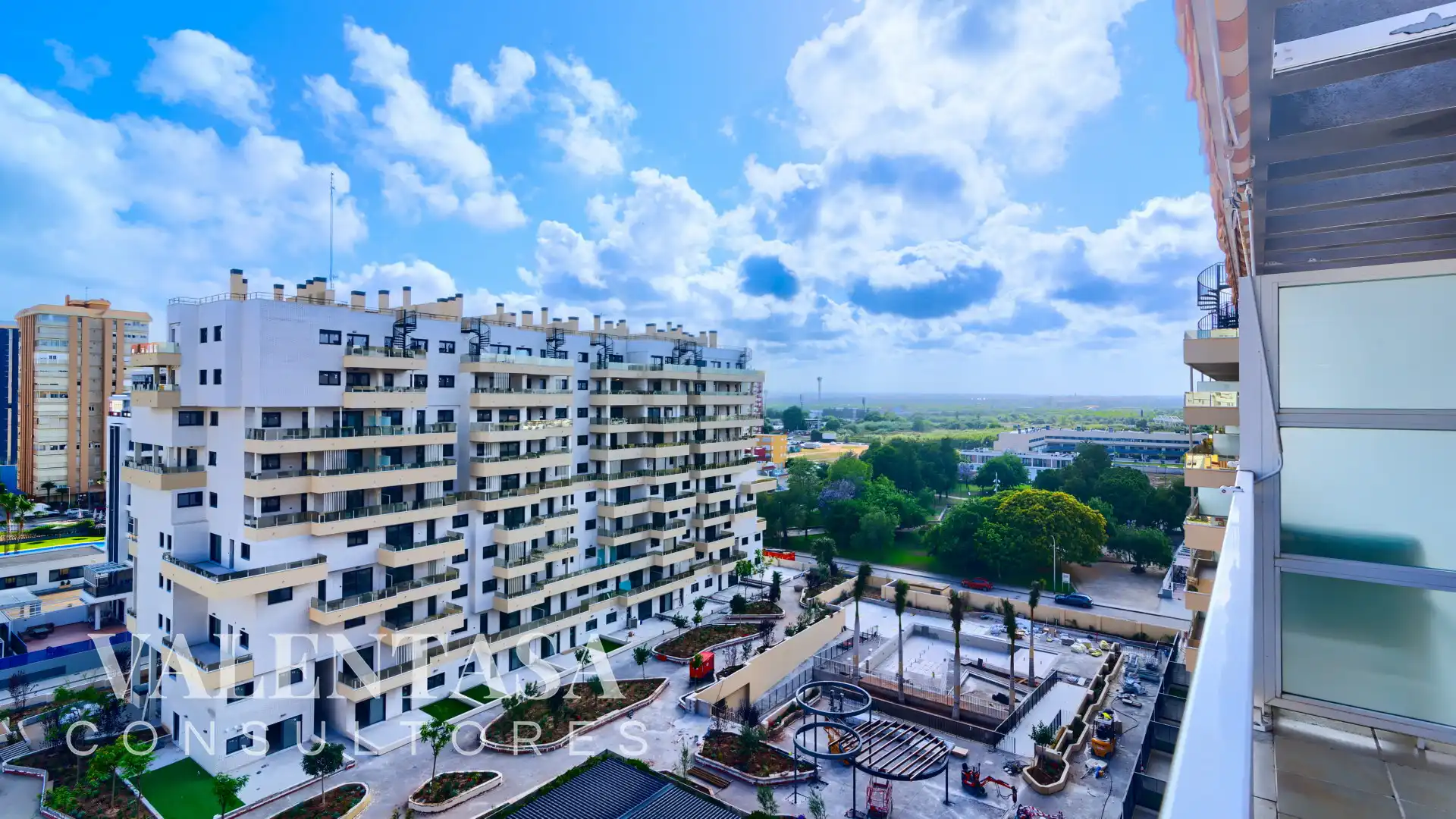 Vista exterior de Piso en venta en La Pobla de Farnals con Aire acondicionado, Jardín privado y Terraza