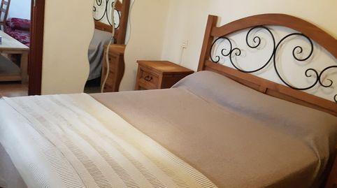 Foto 2 de Apartamento de alquiler en Calle Balbina Valverde, Barrio de Ciudad Jardín, Málaga Capital