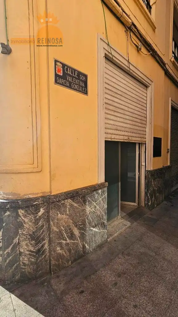 Exterior view of Commercial properties for rent in Murcia