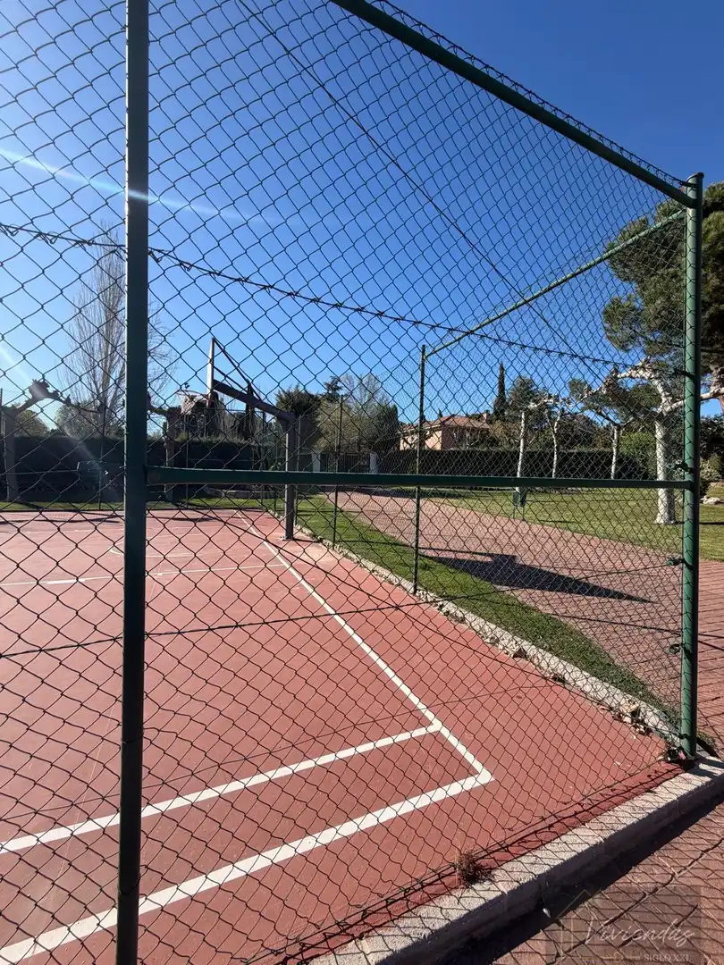 Vista exterior de Casa o chalet en venta en Boadilla del Monte con Aire acondicionado, Calefacción y Terraza