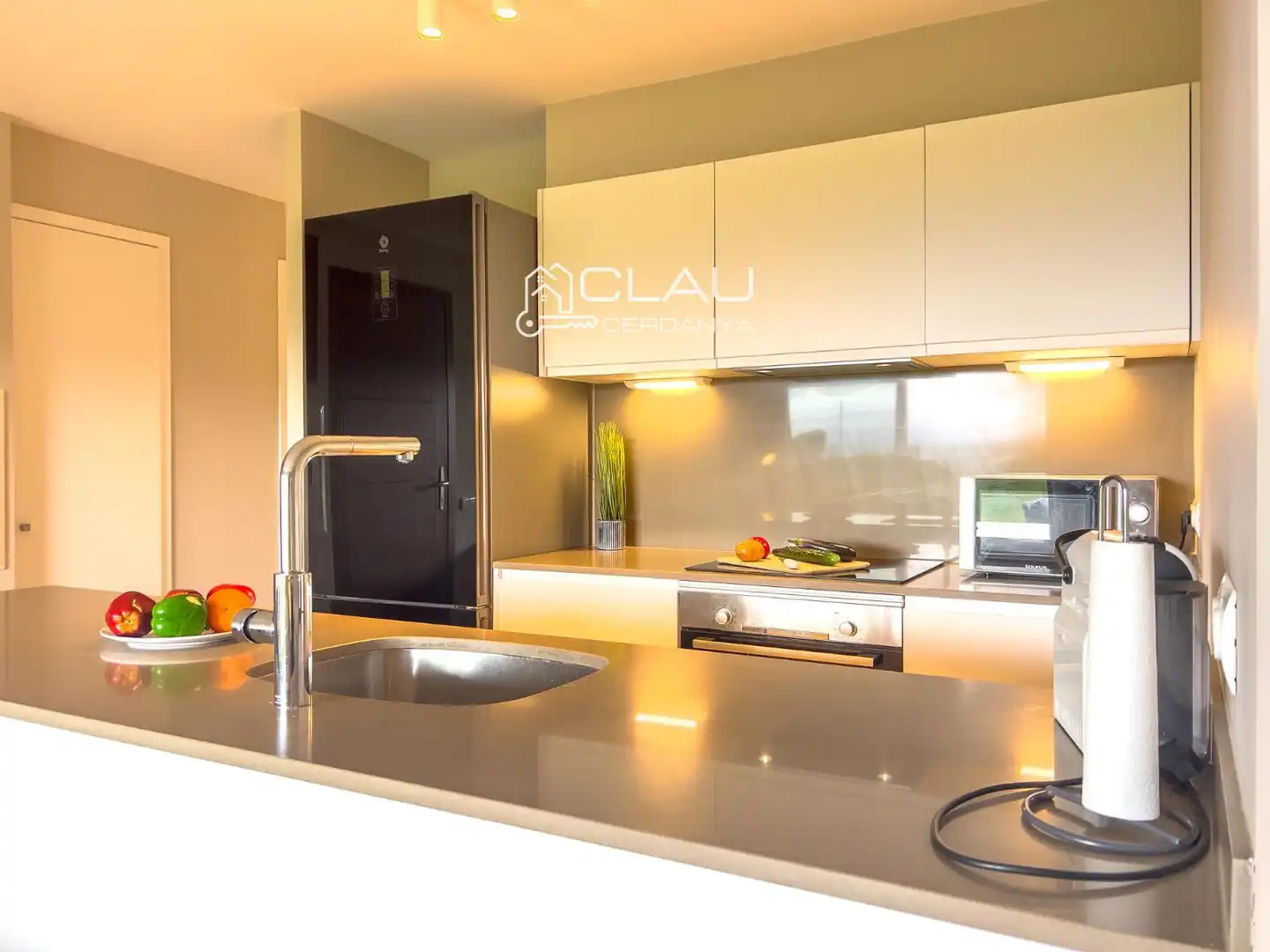 Cocina de Piso en venta en Sainte - Léocadie con Calefacción, Jardín privado y Parquet