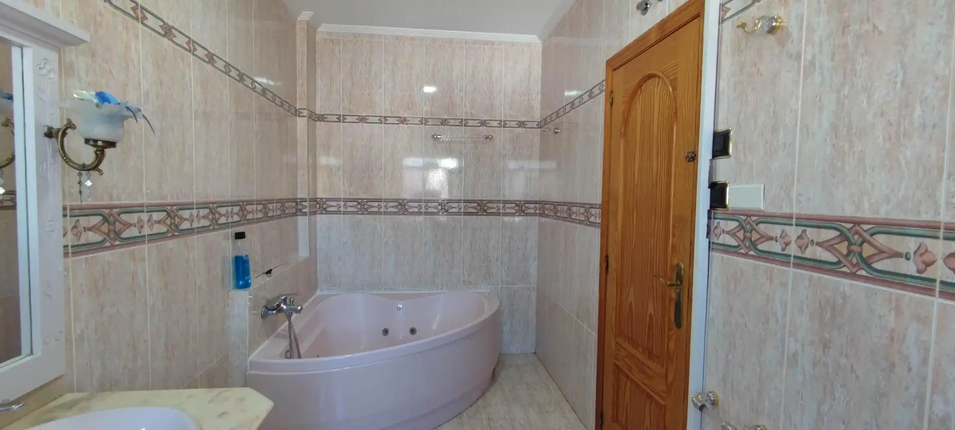 Baño de Casa o chalet en venta en Elche / Elx con Aire acondicionado, Jardín privado y Terraza