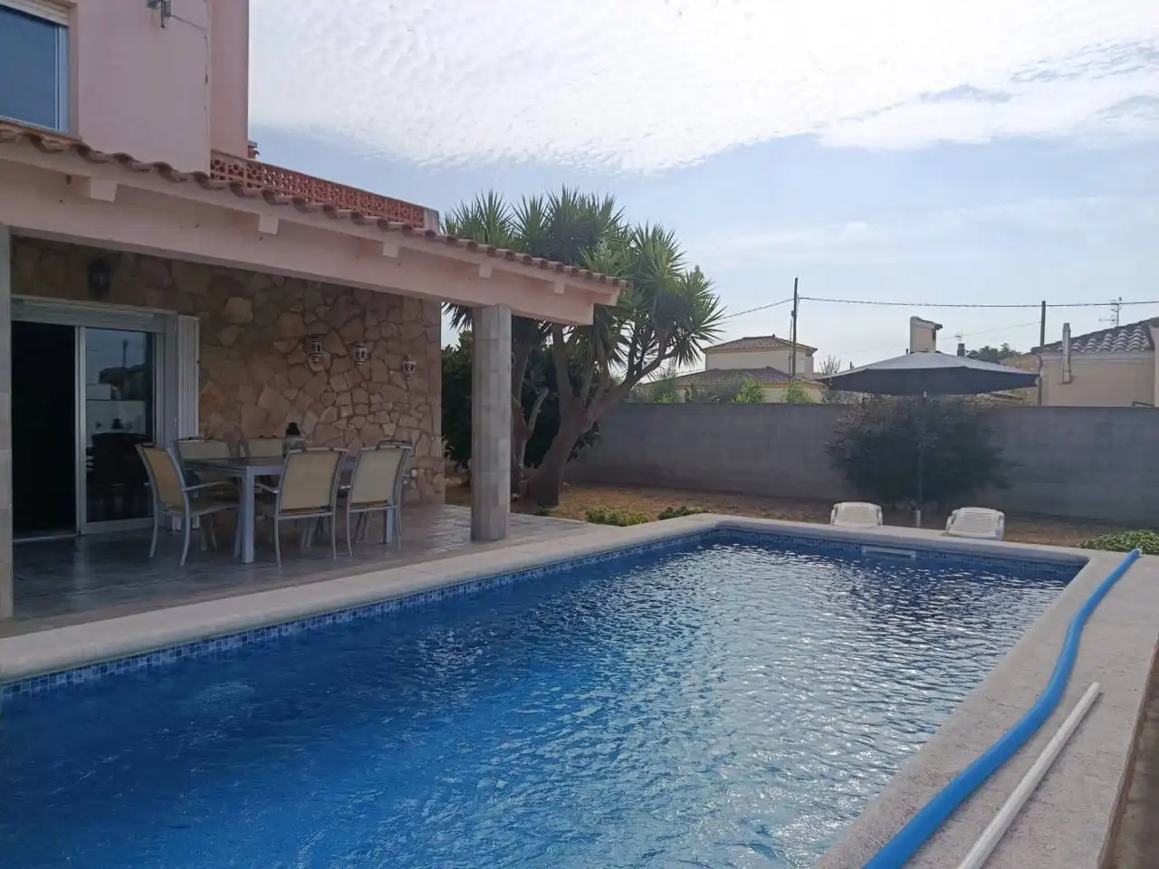 Piscina de Casa o xalet en venda en Vinaròs amb Aire condicionat, Jardí privat i Terrassa