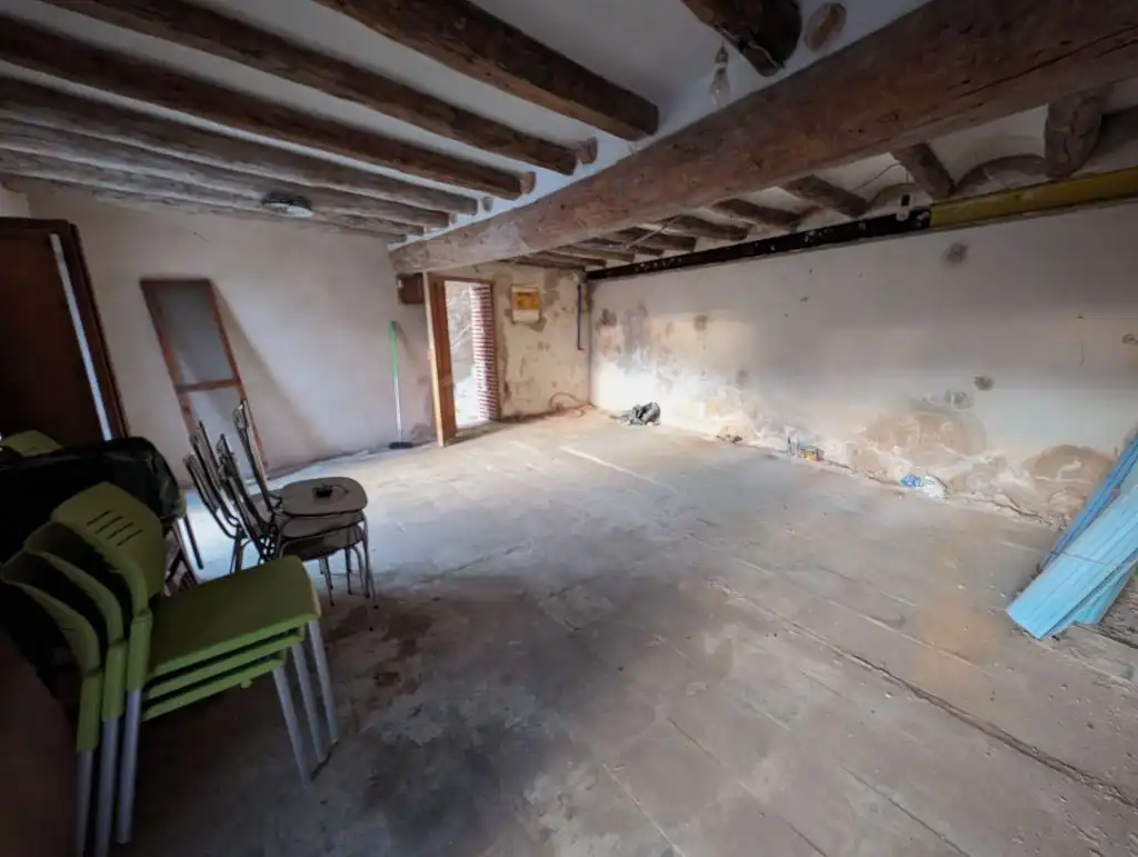 Wohnung zum Verkauf in Horta de Sant Joan mit Balkon