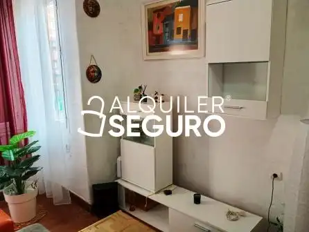Habitación de Piso de alquiler en Miranda de Ebro con Calefacción, Terraza y Amueblado