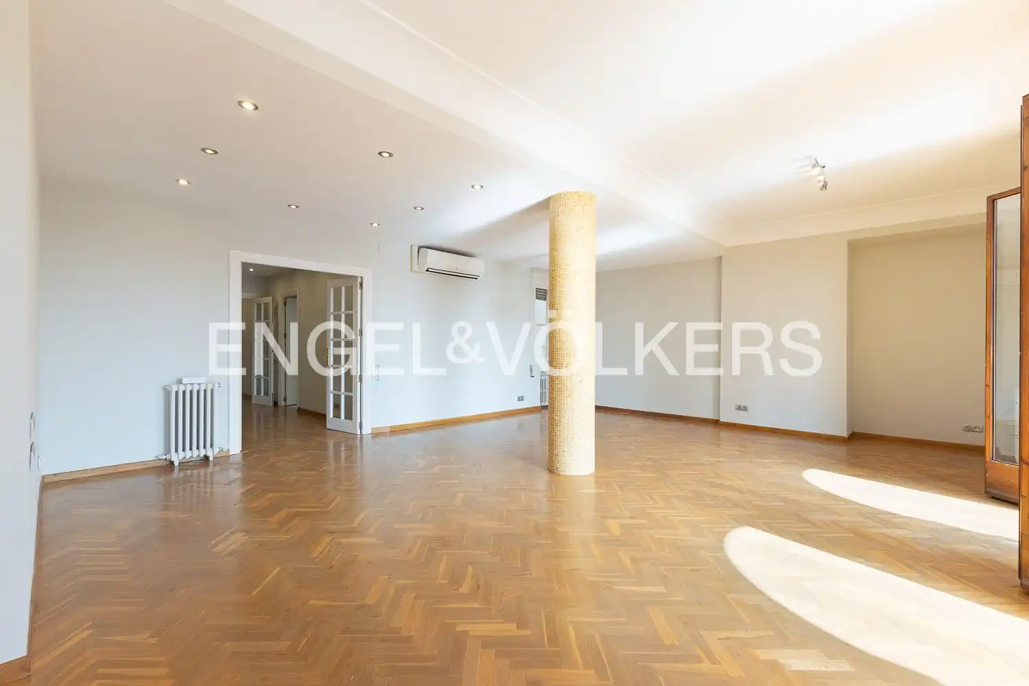 Esszimmer von Wohnung zur Miete in Valencia mit Klimaanlage, Heizung und Parkett