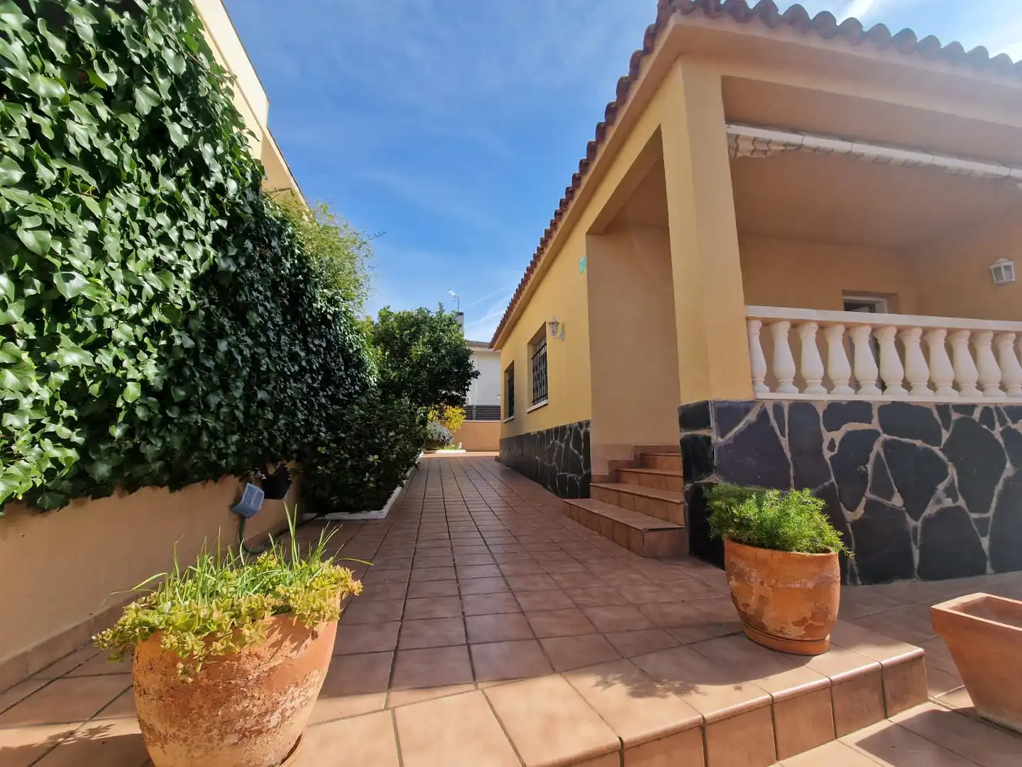 Exterior view of Detached homes for sale in Cunit  with Air Conditioner, Heating and Private garden