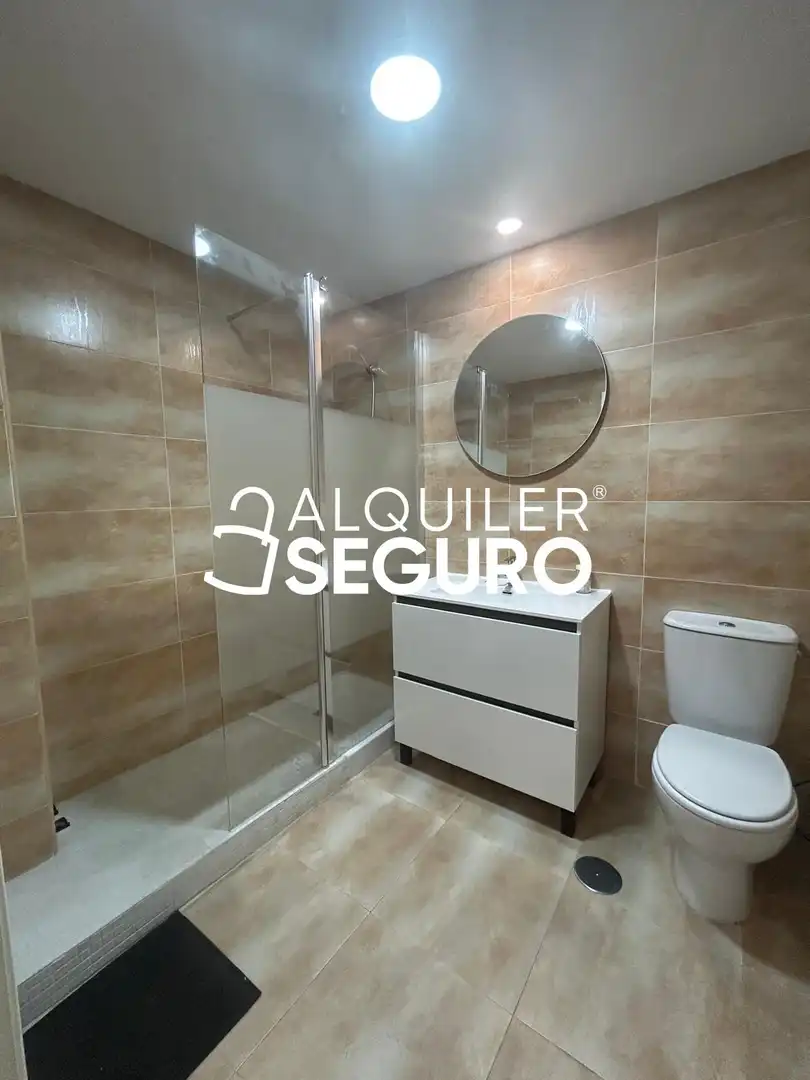 Baño de Piso de alquiler en Torrejón de Ardoz con Aire acondicionado, Calefacción y Terraza