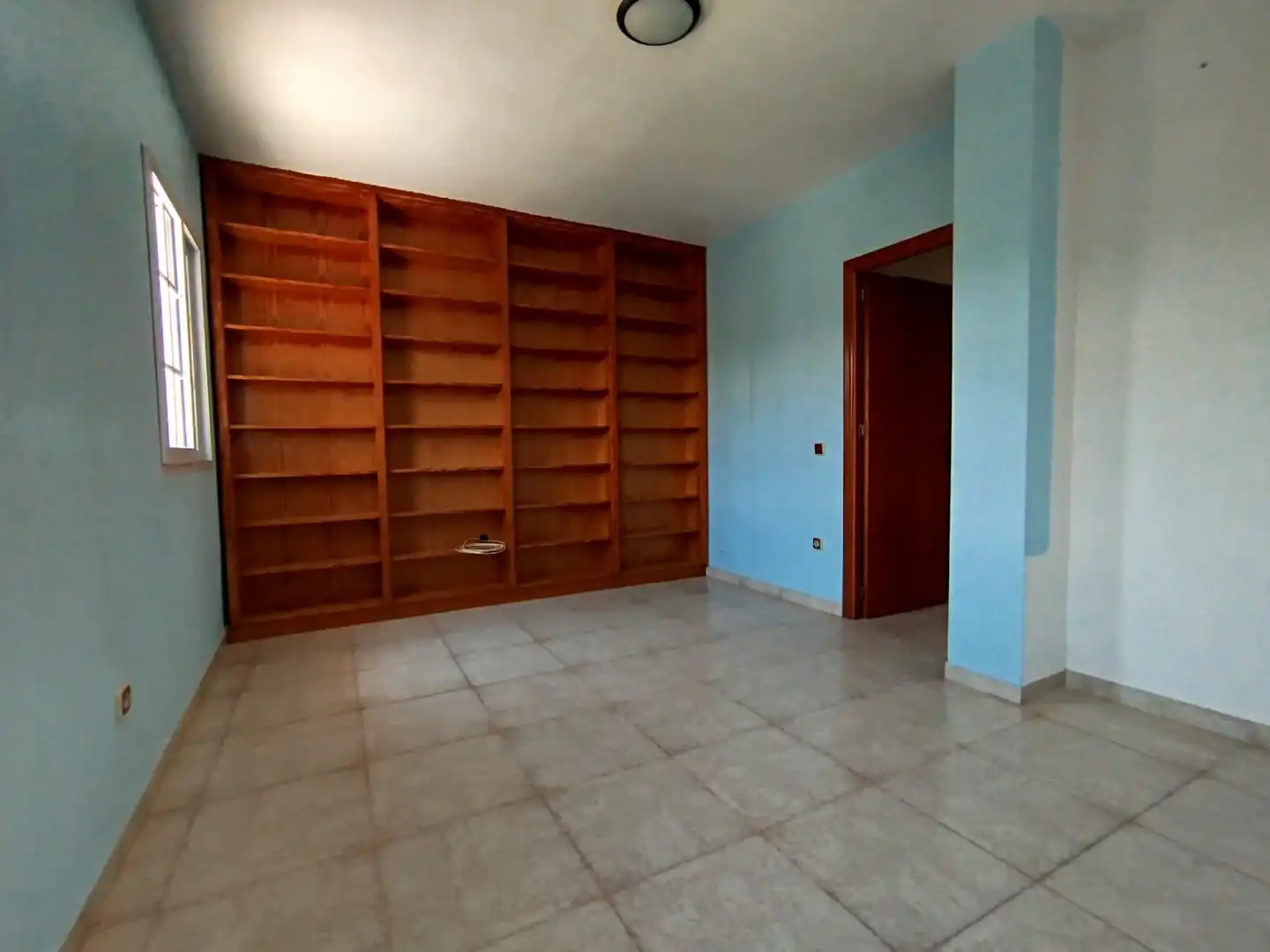 Habitación de Dúplex en venta en Murcia con Terraza, Trastero y Piscina comunitaria