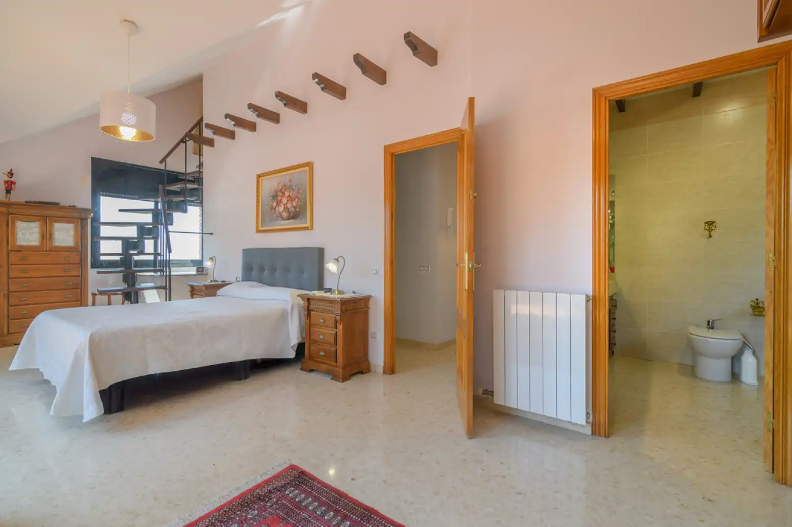 Habitación de Casa o chalet en venta en Viladecans con Terraza, Piscina y Balcón