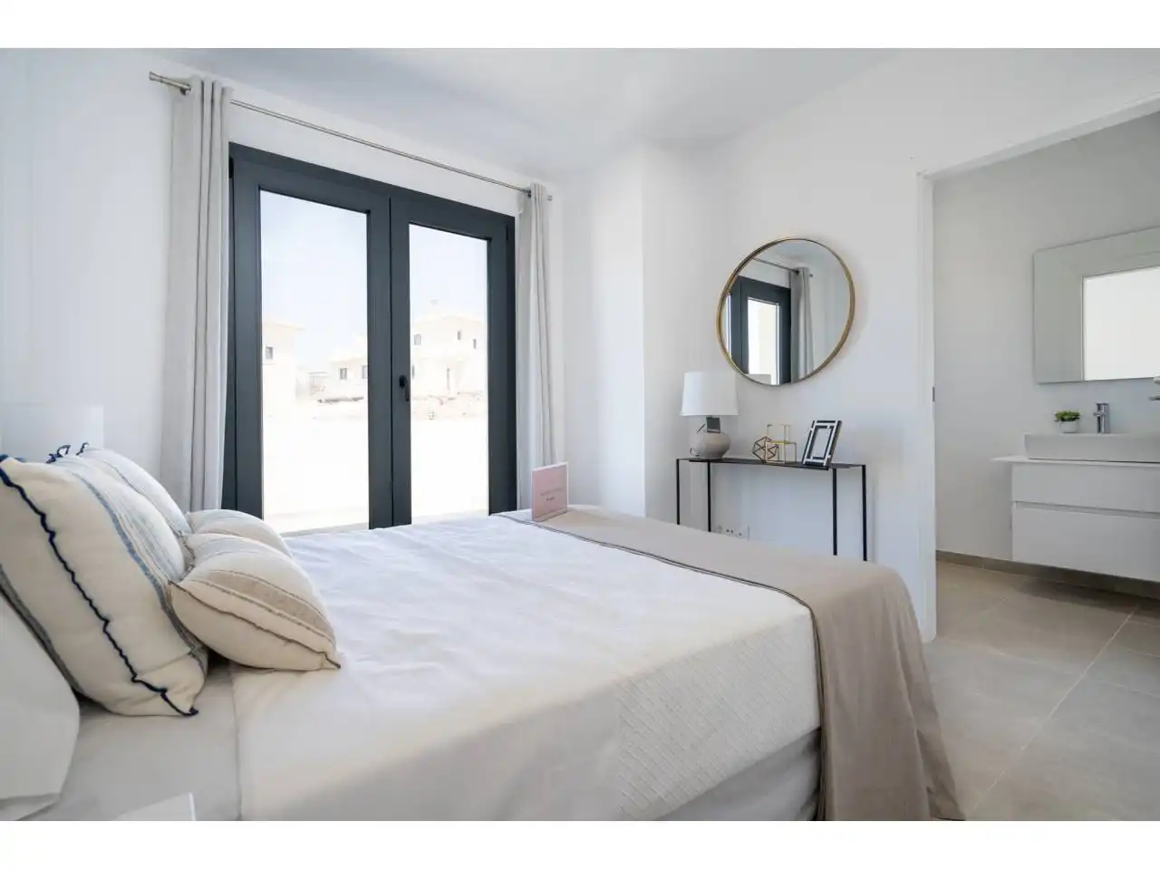 Casa pareada con piscina en venta en Calle Castellot 1, imagen 14