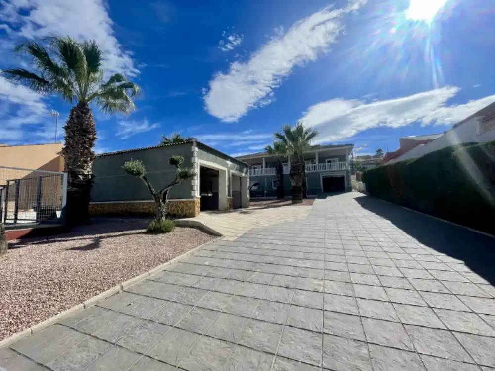 Chalet con jardín en venta en Ciudad Quesada