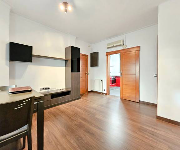 Piso en Venta en Carrer Sant Pasqual Bailón en El Congrés i els Indians