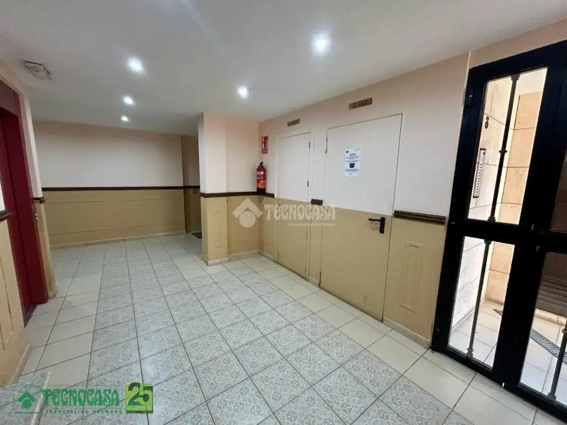 Wohnung zum Verkauf in Ocaña mit Heizung und Alarm