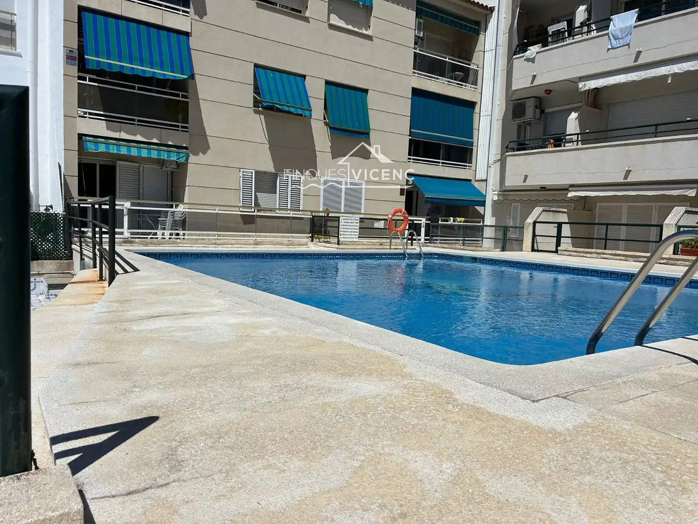 Piscina de Pis en venda en Calafell amb Terrassa, Piscina i Piscina comunitària
