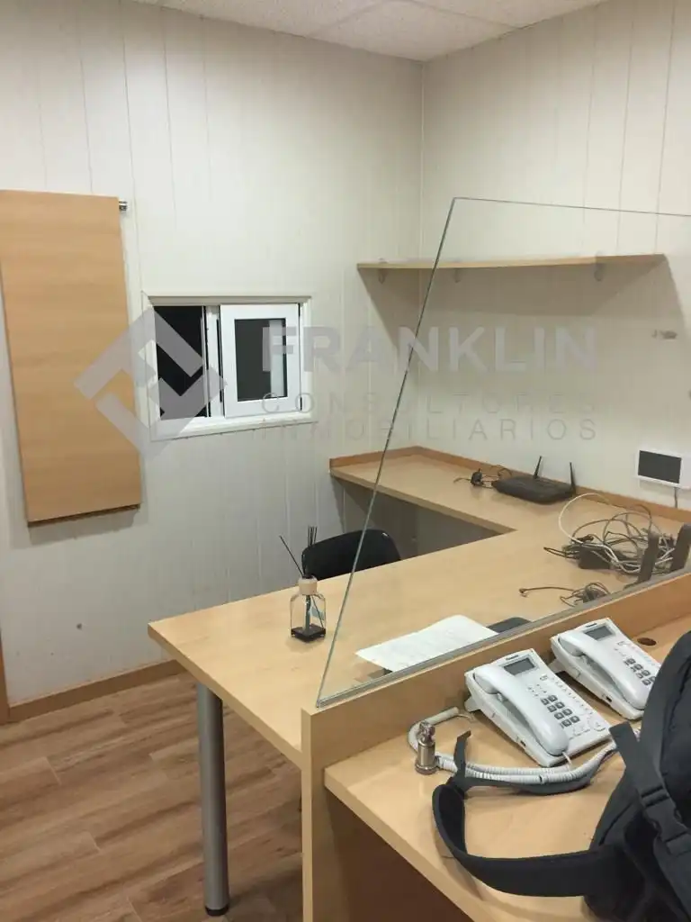 Business premises to rent in Carrer de Salvador Seguí - El Noi del Sucre 81, imagen 8