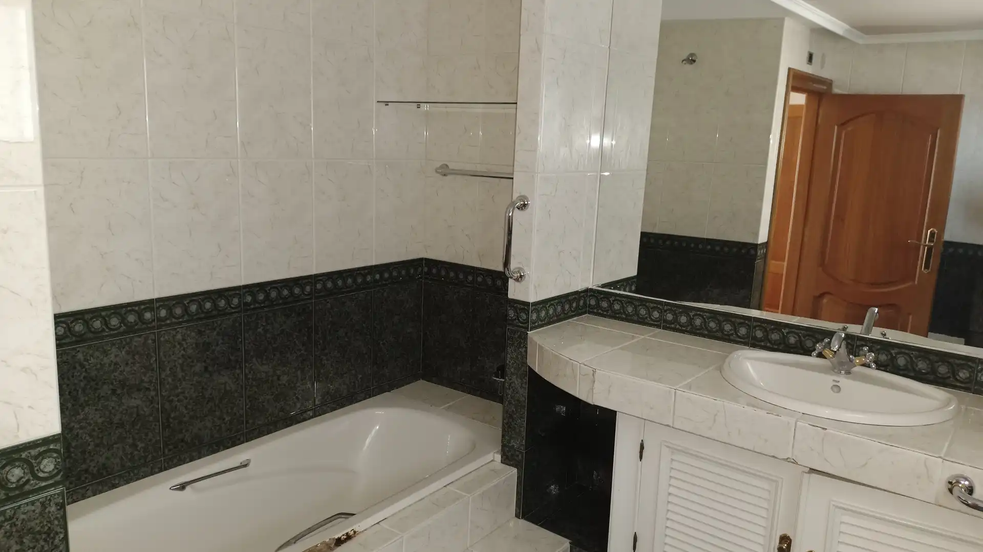 Badezimmer von Maisonette zum Verkauf in Vilalba mit Heizung und Möbliert