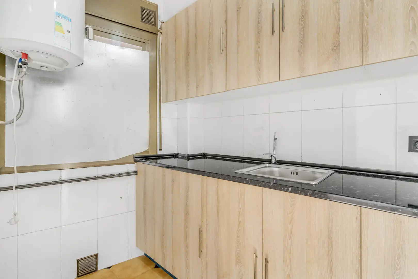 Cuina de Pis en venda en Mataró amb Parquet i Forn