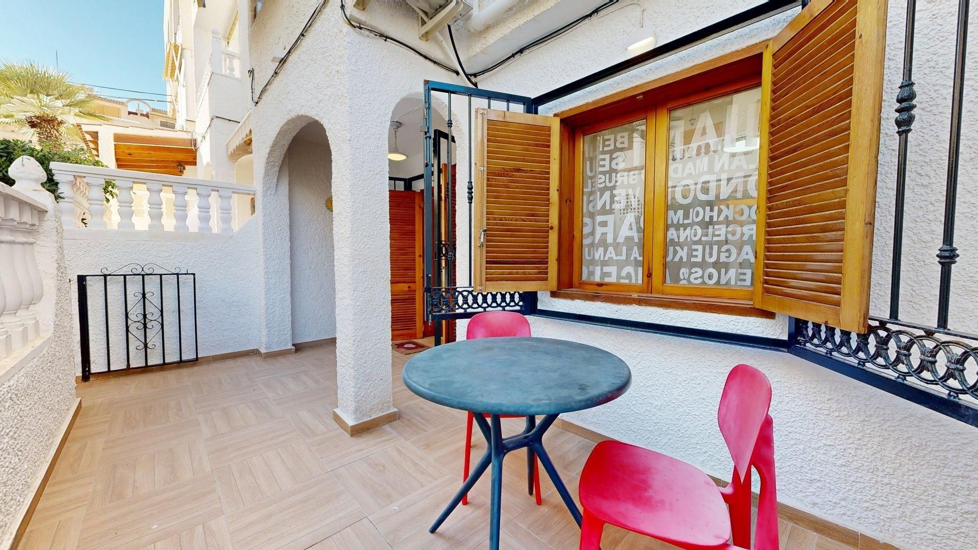 Terrassa de Apartament de lloguer en Elche / Elx amb Aire condicionat, Calefacció i Jardí privat