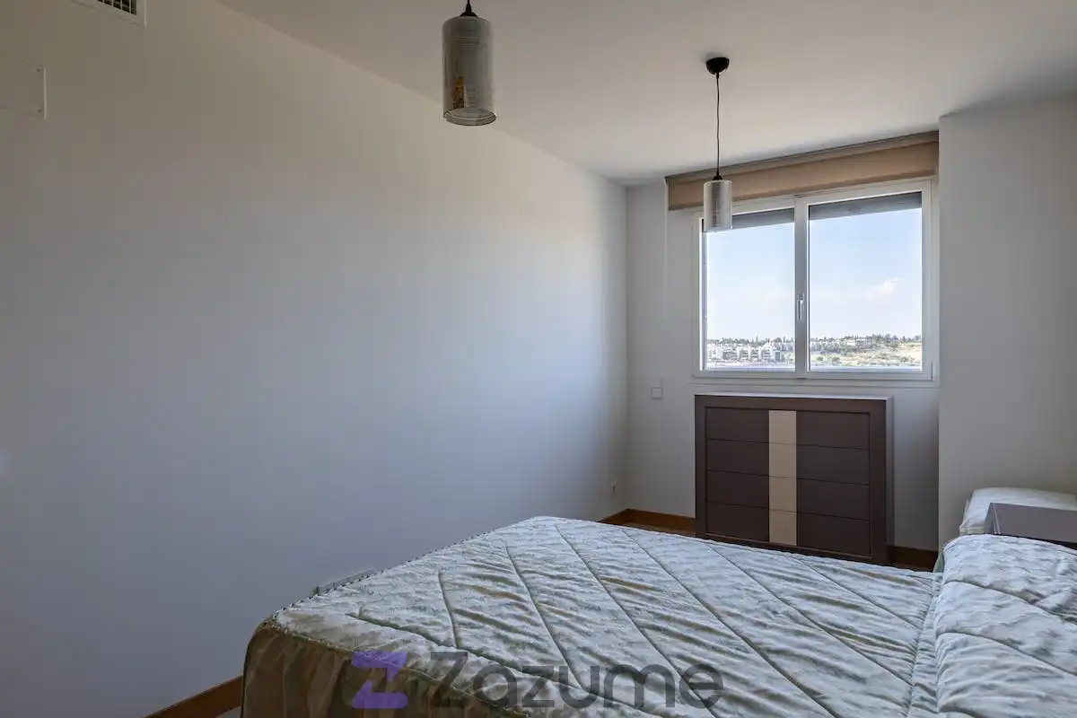 Bedroom of Flat for rent in Madrid  with Air Conditioner, Private garden and Terrace
