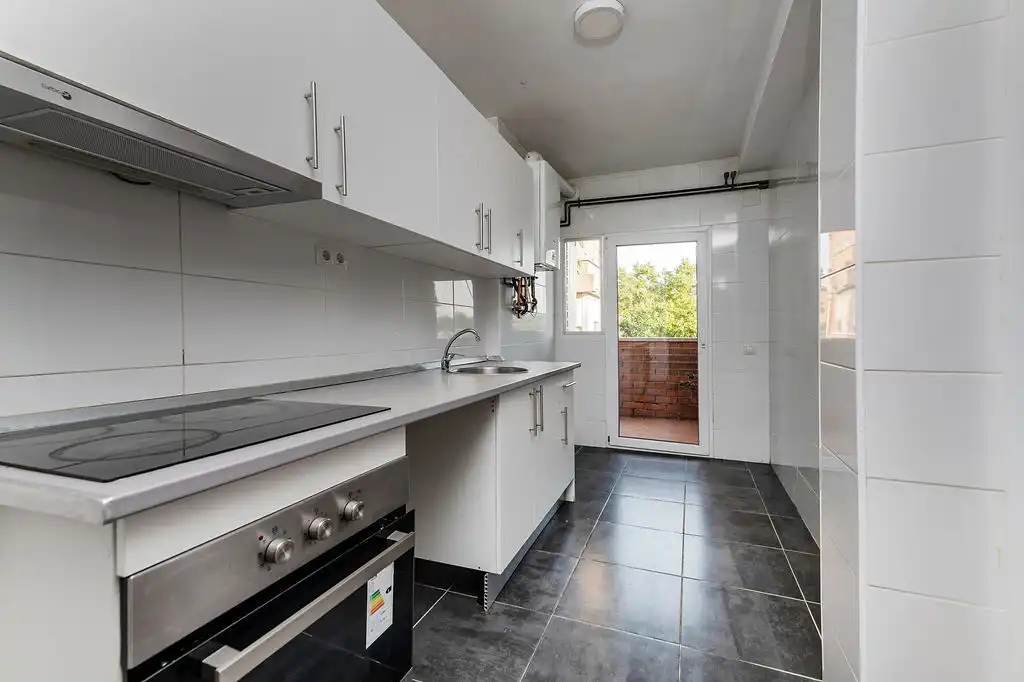 Cocina de Piso en venta en Madrid