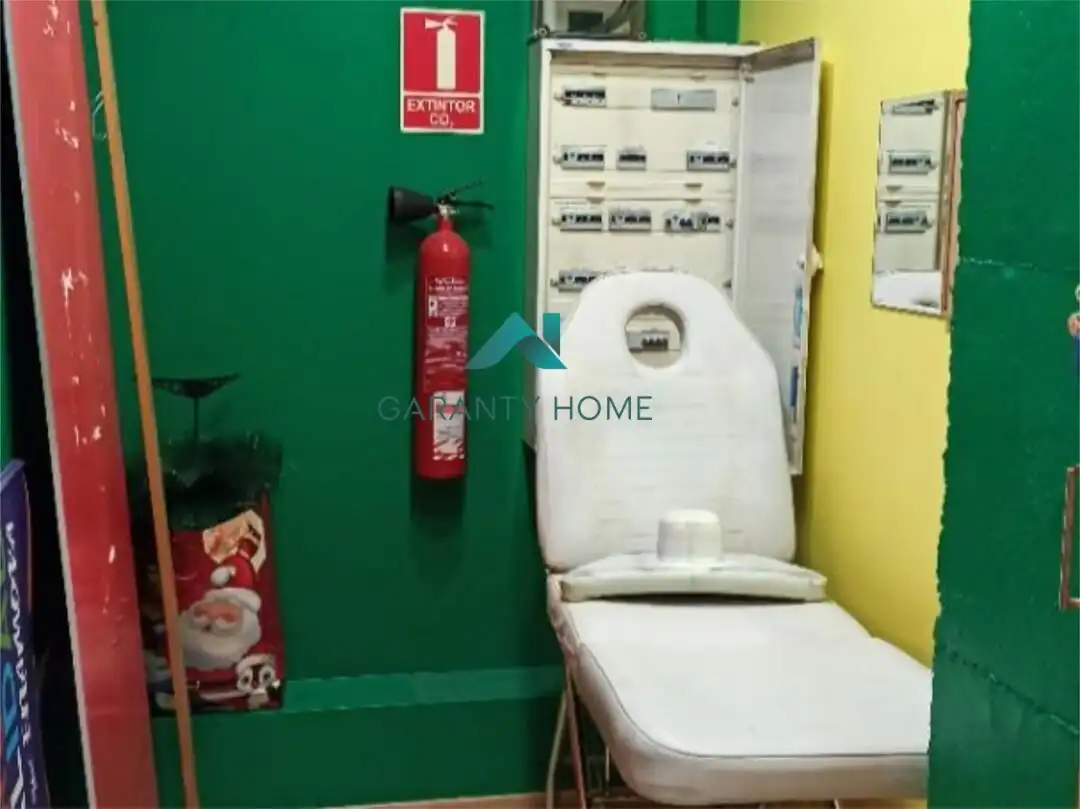 Local comercial de lloguer a Beiro, imagen 12