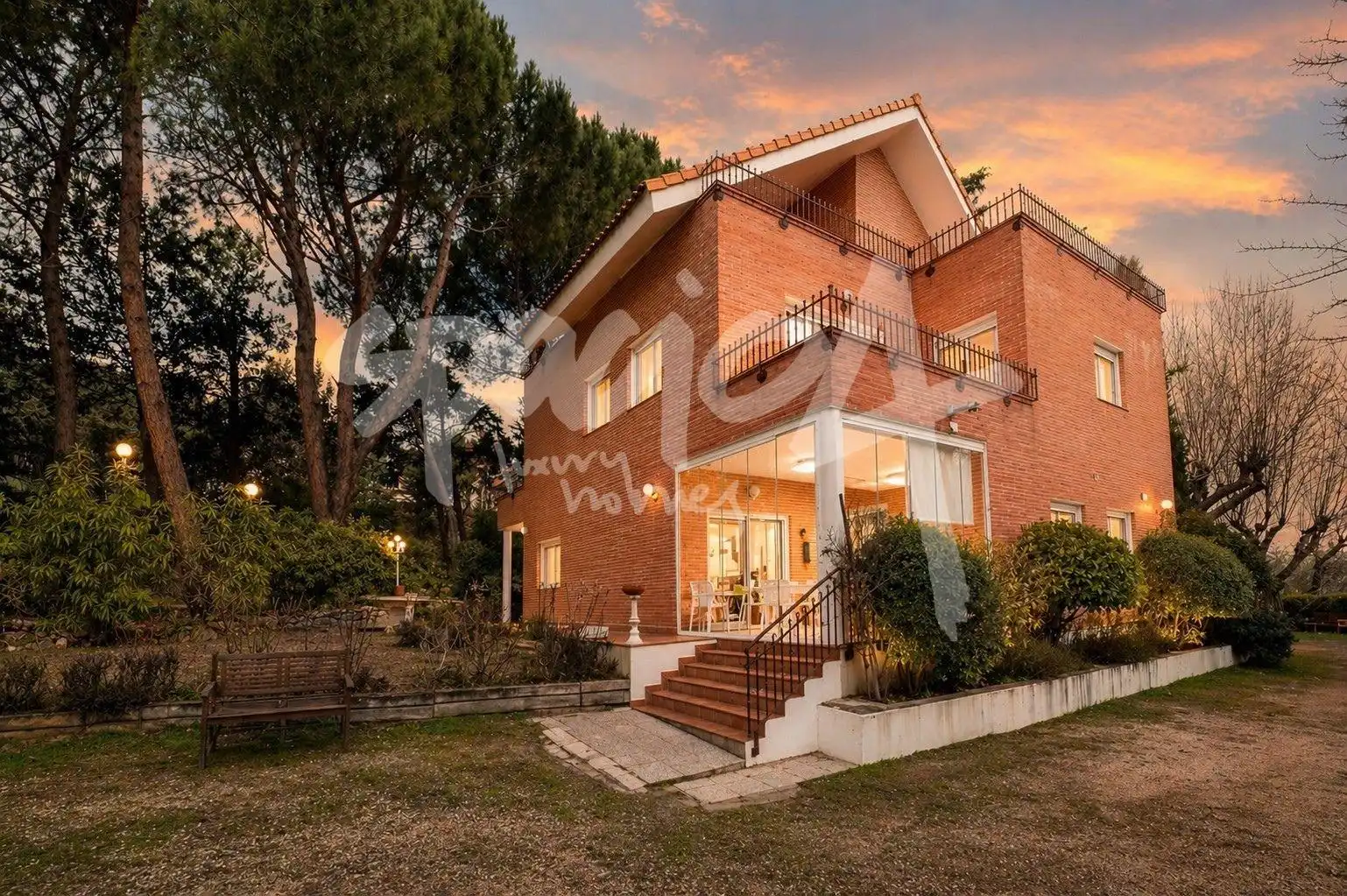 Exterior view of Houses for sale in Villanueva del Pardillo  with Heating, Private garden and Terrace